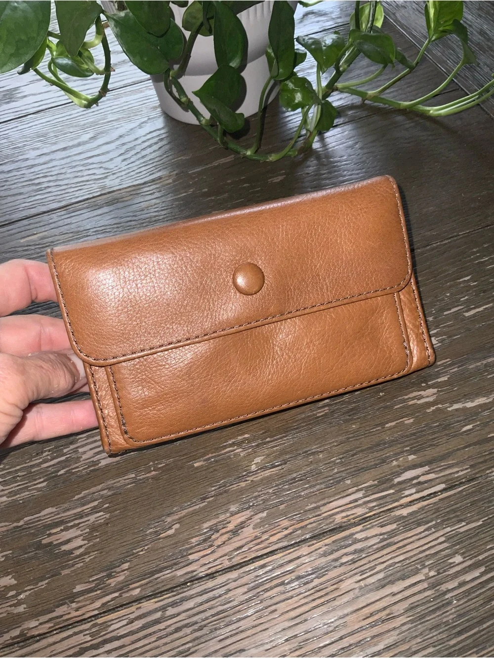 Fossil Tan Leather Snap Trifold Wallet